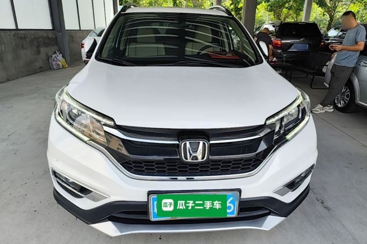 Used Honda CR-V 2015 2.4L two-wheel drive luxury version Front