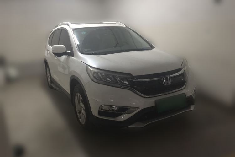 Used Honda CR-V 2015 2.4L two-wheel drive luxury version Front Right 45 Deg