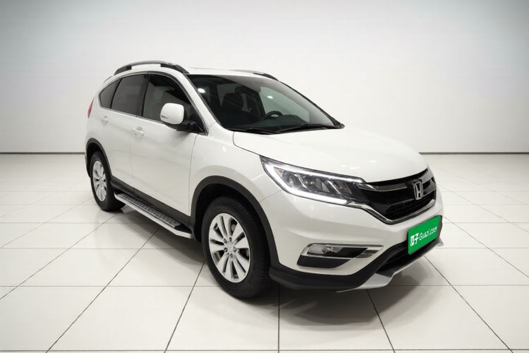Used Honda CR-V 2015 2.0L two-wheel drive Fashion Edition Front Right 45 Deg