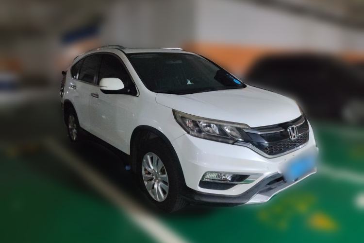 Used Honda CR-V 2015 2.0L two-wheel drive Fashion Edition Front Right 45 Deg