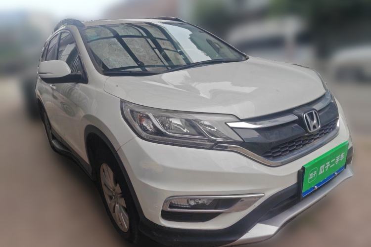 Used Honda CR-V 2015 2.0L two-wheel drive Fashion Edition Front Right 45 Deg