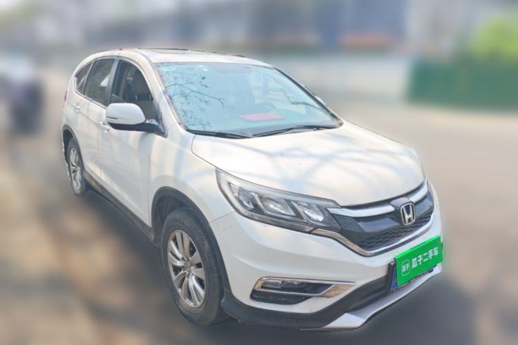 Used Honda CR-V 2015 2.0L two-wheel drive Fashion Edition Front Right 45 Deg