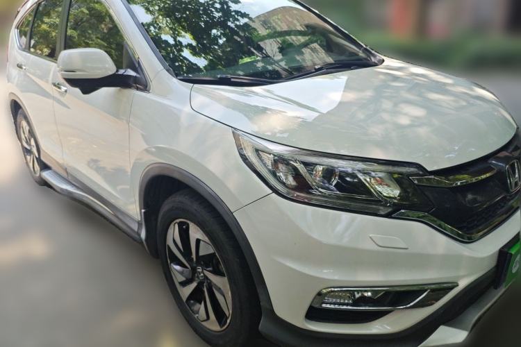 Used Honda CR-V 2015 2.4L Four-Wheel Drive Prestige Edition Front Right 45 Deg