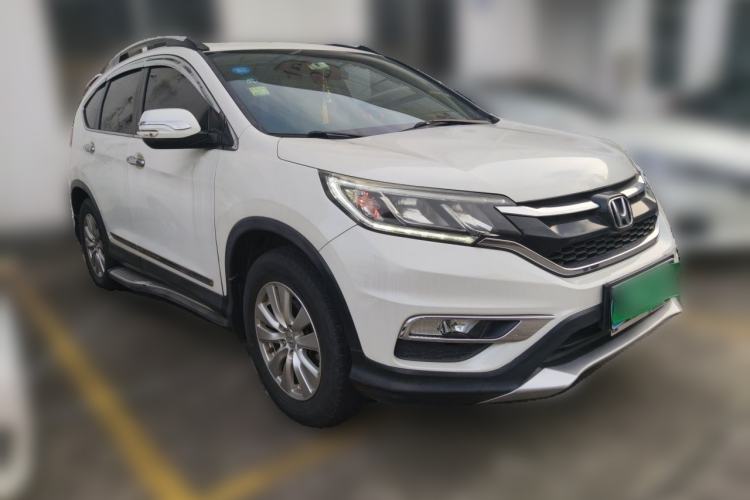 Used Honda CR-V 2015 2.0L two-wheel drive Fashion Edition Front Right 45 Deg