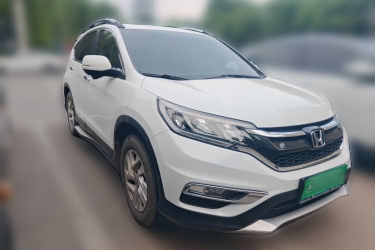 Used Honda CR-V 2015 2.4L two-wheel drive luxury version Front Right 45 Deg