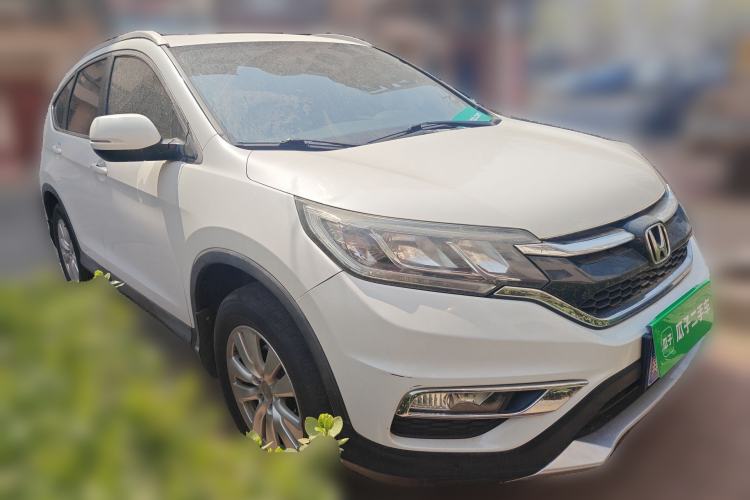 Used Honda CR-V 2015 2.0L two-wheel drive Fashion Edition Front Right 45 Deg