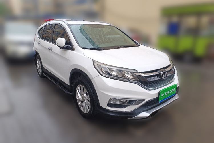 Used Honda CR-V 2015 2.4L four-wheel drive luxury version Front Right 45 Deg