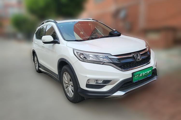 Used Honda CR-V 2015 2.0L two-wheel drive Fashion Edition Front Right 45 Deg