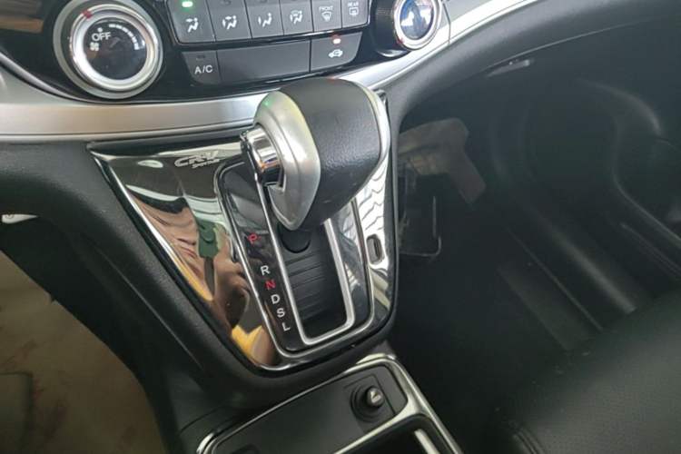 Used Honda CR-V 2015 2.0L two-wheel drive Fashion Edition Gear Lever