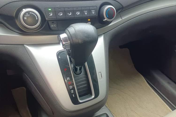 Used Honda CR-V 2015 2.0L 2WD Classic Edition Gear Lever