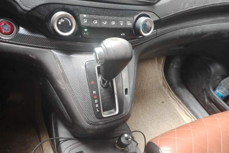 Used Honda CR-V 2015 2.0L two-wheel drive Fashion Edition Gear Lever