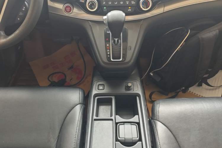Used Honda CR-V 2015 2.0L two-wheel drive Fashion Edition Gear Lever