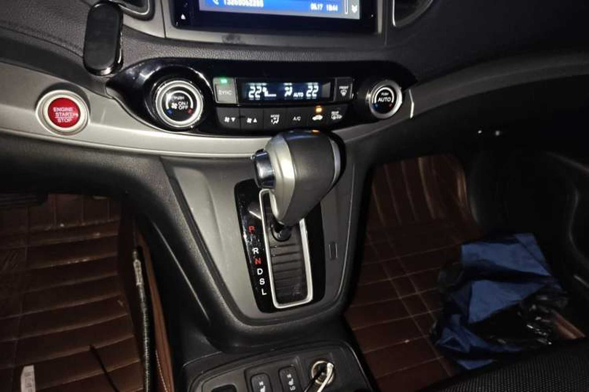 Used Honda CR-V 2015 2.4L two-wheel drive luxury version Gear Lever