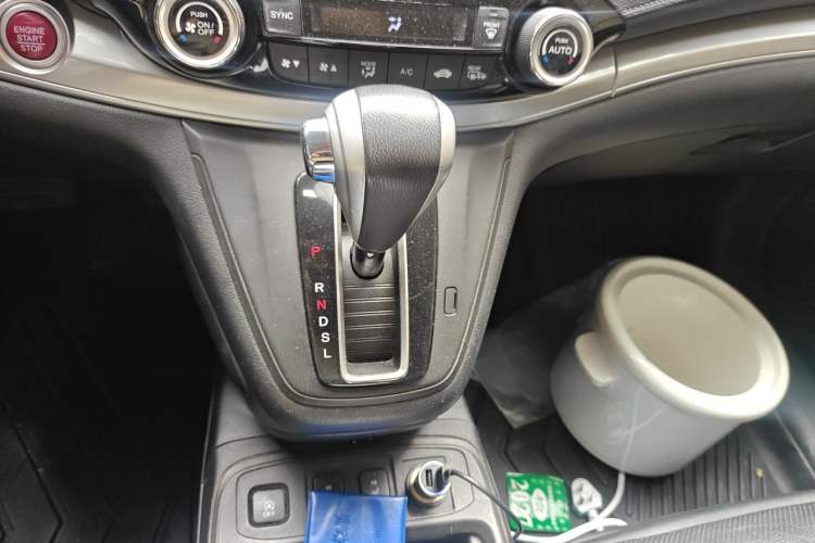 Used Honda CR-V 2015 2.4L two-wheel drive luxury version Gear Lever