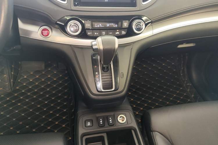 Used Honda CR-V 2015 2.4L two-wheel drive luxury version Gear Lever