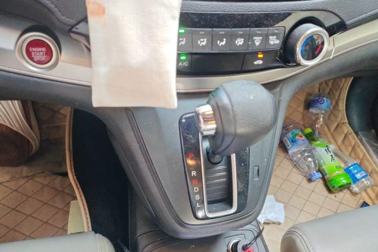Used Honda CR-V 2015 2.0L two-wheel drive Fashion Edition Gear Lever