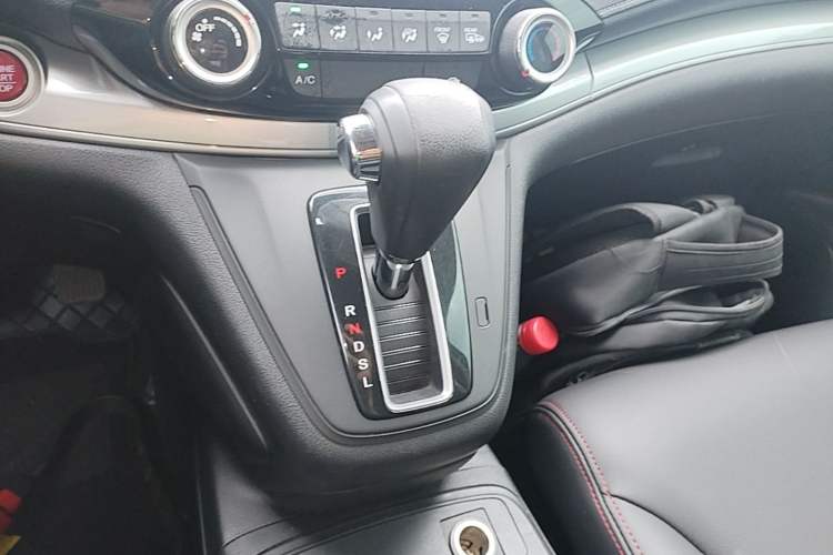 Used Honda CR-V 2015 2.0L two-wheel drive Fashion Edition Gear Lever