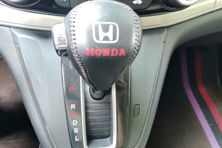 Used Honda CR-V 2015 2.0L two-wheel drive urban version Gear Lever