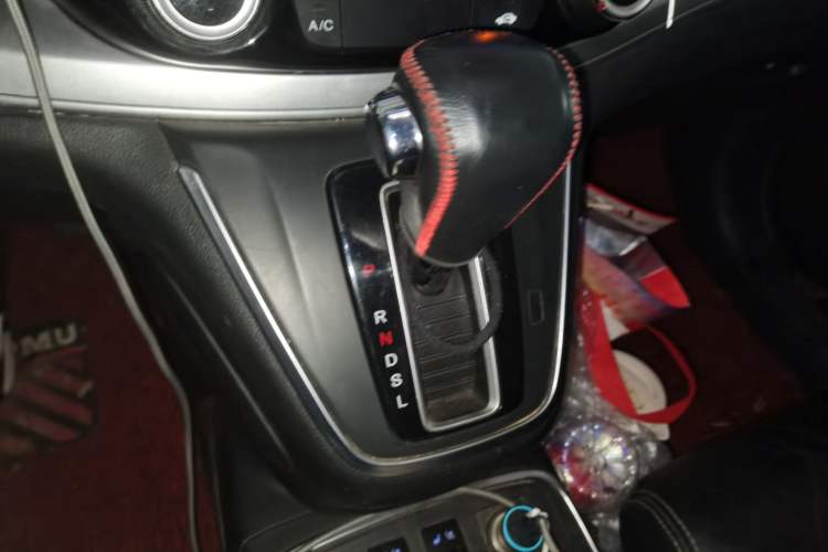 Used Honda CR-V 2015 2.0L two-wheel drive Fashion Edition Gear Lever