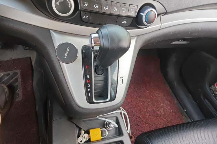 Used Honda CR-V 2015 2.0L 2WD Classic Edition Gear Lever