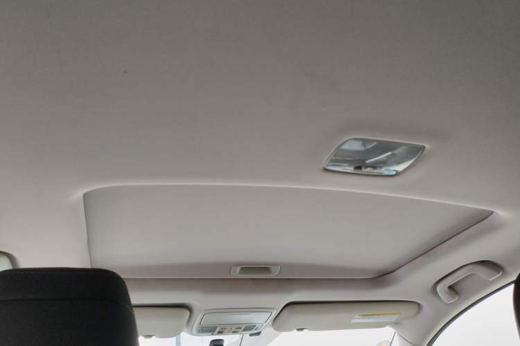 Used Honda CR-V 2015 2.4L Four-Wheel Drive Prestige Edition Headliner