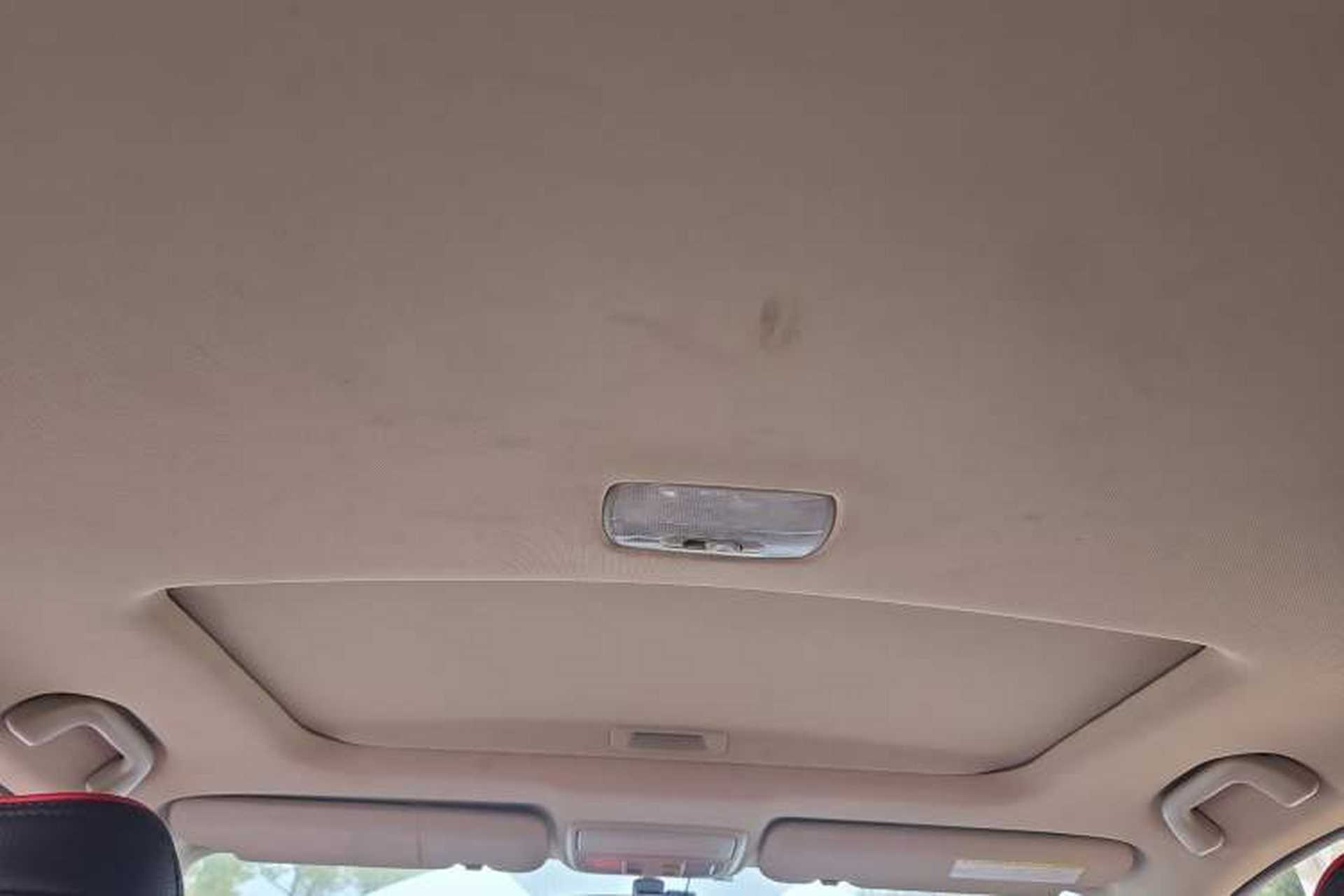 Used Honda CR-V 2015 2.0L two-wheel drive Fashion Edition Headliner