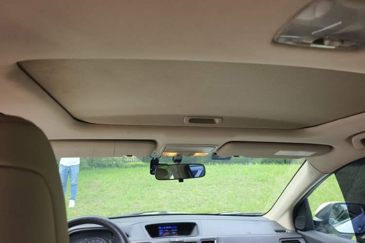 Used Honda CR-V 2015 2.4L four-wheel drive luxury version Headliner