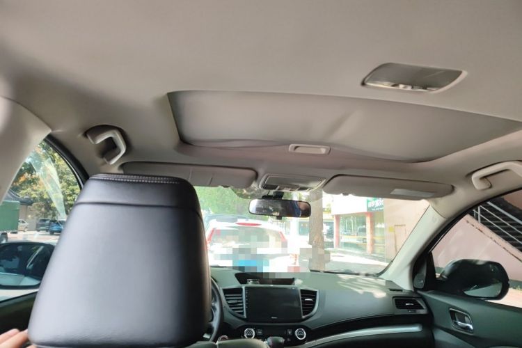 Used Honda CR-V 2015 2.4L two-wheel drive luxury version Headliner