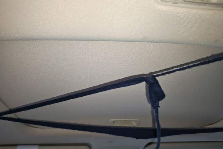 Used Honda CR-V 2015 2.4L two-wheel drive luxury version Headliner
