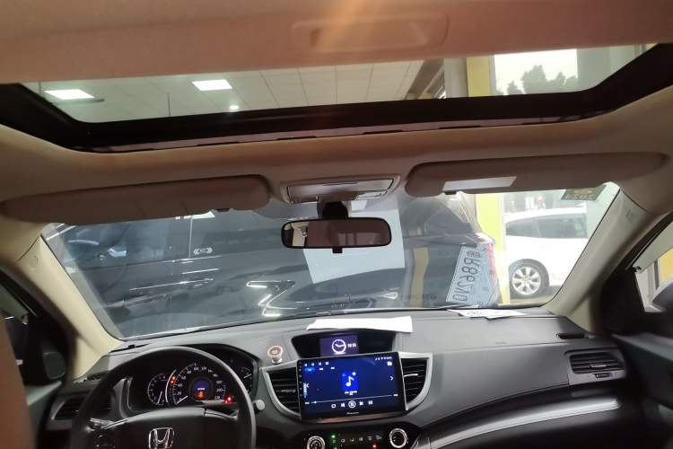 Used Honda CR-V 2015 2.0L two-wheel drive Fashion Edition Headliner