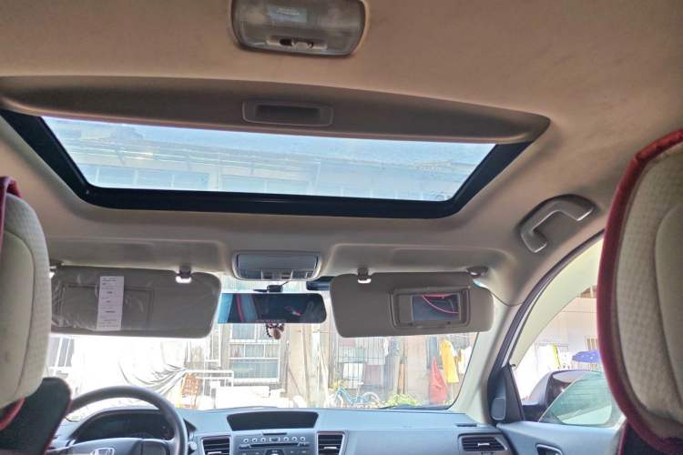 Used Honda CR-V 2015 2.0L two-wheel drive Fashion Edition Headliner