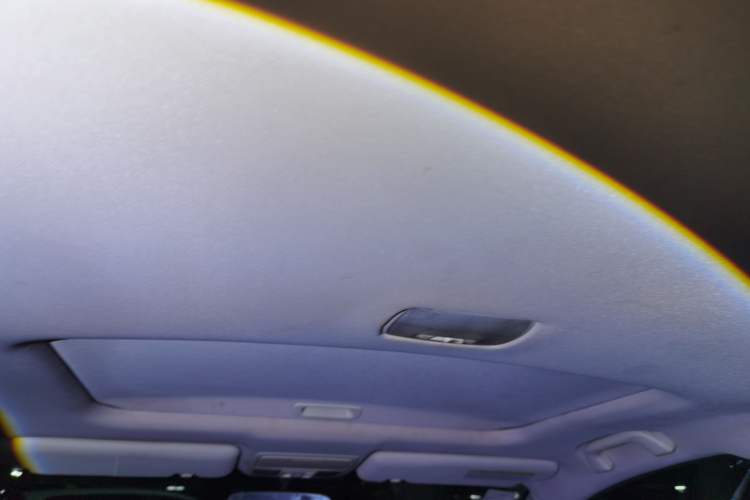 Used Honda CR-V 2015 2.4L four-wheel drive luxury version Headliner