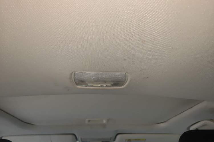 Used Honda CR-V 2015 2.4L Four-Wheel Drive Prestige Edition Headliner