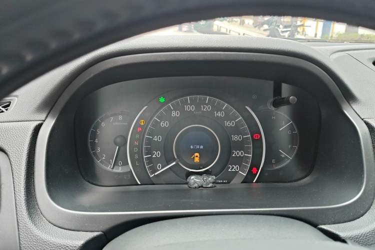 Used Honda CR-V 2015 2.4L two-wheel drive luxury version Instrument Cluster