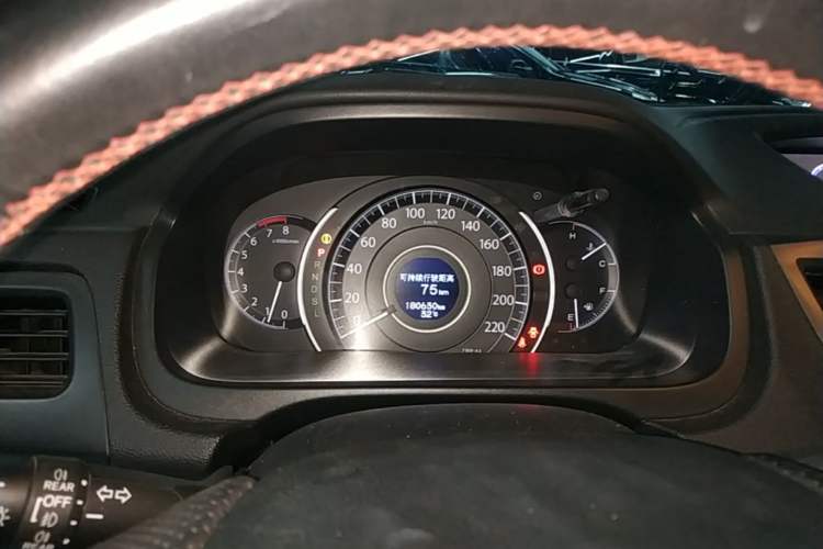Used Honda CR-V 2015 2.0L two-wheel drive Fashion Edition Instrument Cluster