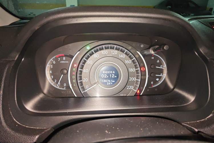 Used Honda CR-V 2015 2.4L two-wheel drive luxury version Instrument Cluster