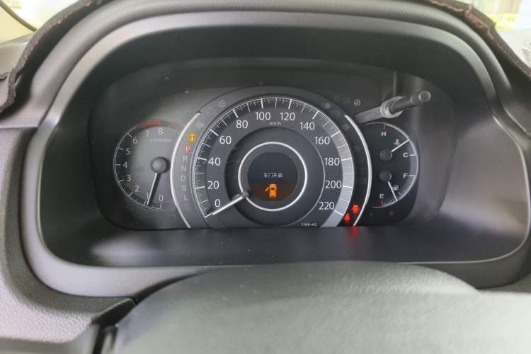Used Honda CR-V 2015 2.0L two-wheel drive Fashion Edition Instrument Cluster