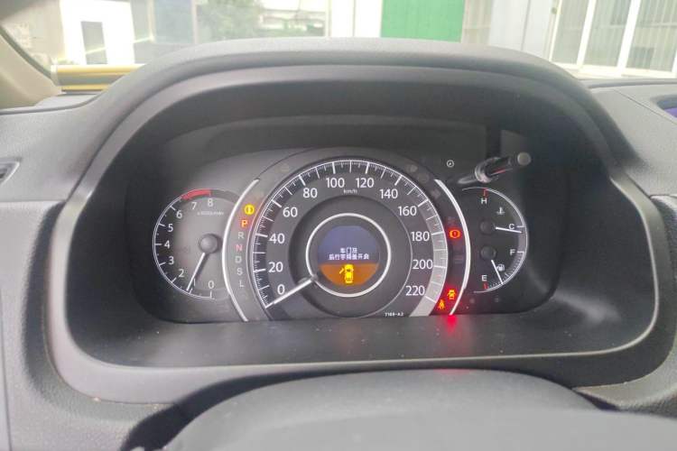 Used Honda CR-V 2015 2.0L two-wheel drive Fashion Edition Instrument Cluster
