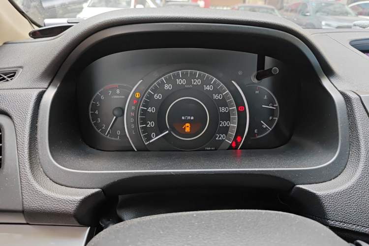 Used Honda CR-V 2015 2.0L two-wheel drive Fashion Edition Instrument Cluster