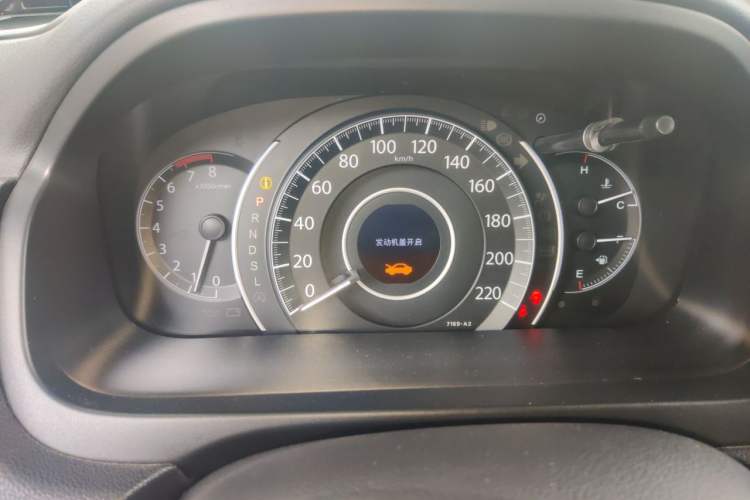 Used Honda CR-V 2015 2.0L two-wheel drive Fashion Edition Instrument Cluster
