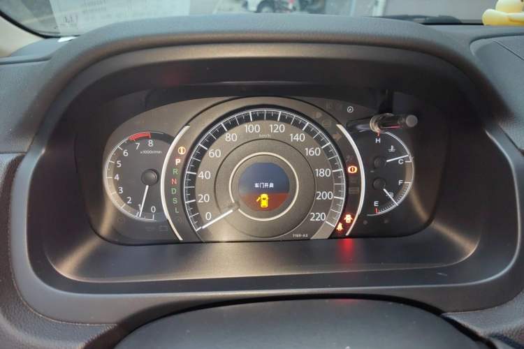 Used Honda CR-V 2015 2.4L two-wheel drive luxury version Instrument Cluster