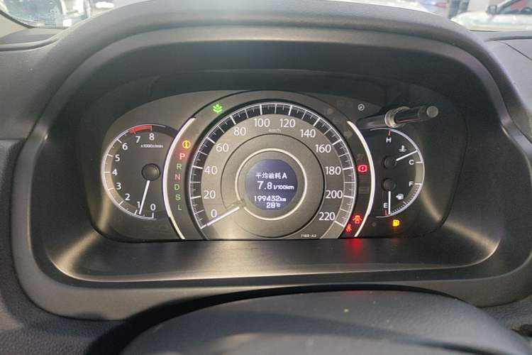 Used Honda CR-V 2015 2.4L two-wheel drive luxury version Instrument Cluster