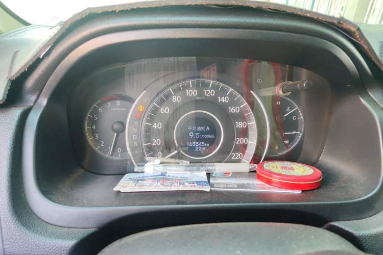 Used Honda CR-V 2015 2.0L two-wheel drive urban version Instrument Cluster