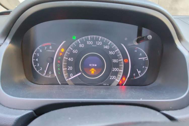 Used Honda CR-V 2015 2.0L two-wheel drive Fashion Edition Instrument Cluster