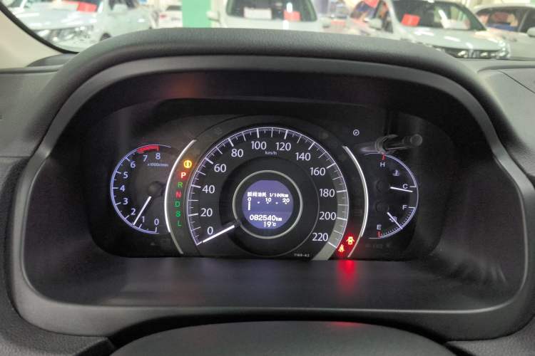 Used Honda CR-V 2015 2.4L four-wheel drive luxury version Instrument Cluster