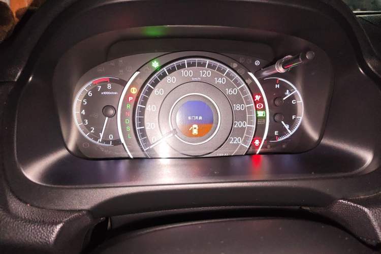Used Honda CR-V 2015 2.4L two-wheel drive luxury version Instrument Cluster
