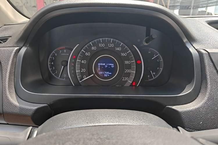 Used Honda CR-V 2015 2.0L two-wheel drive Fashion Edition Instrument Cluster