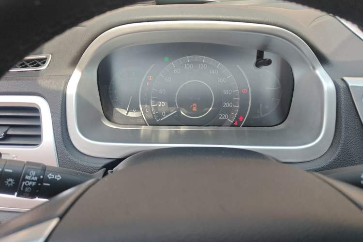 Used Honda CR-V 2015 2.0L two-wheel drive Fashion Edition Instrument Cluster