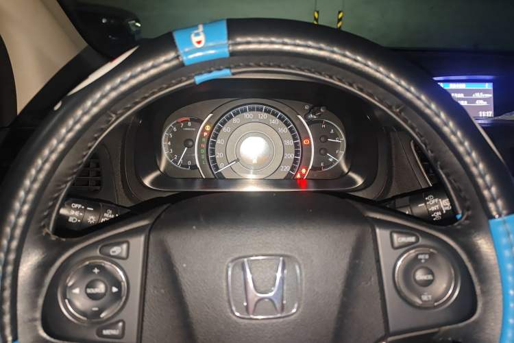 Used Honda CR-V 2015 2.4L two-wheel drive luxury version Instrument Cluster