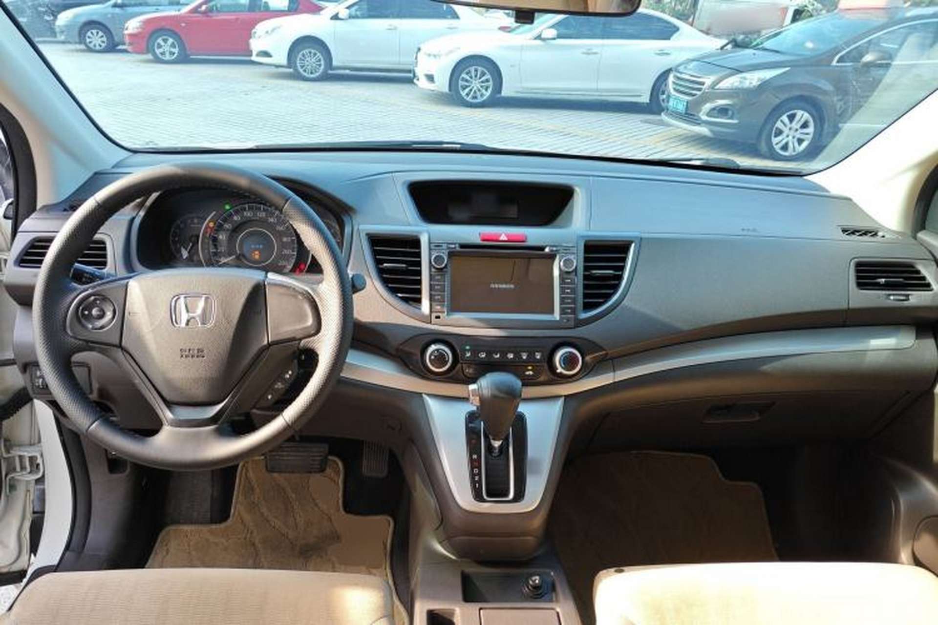 Used Honda CR-V 2015 2.0L 2WD Classic Edition Interior 2